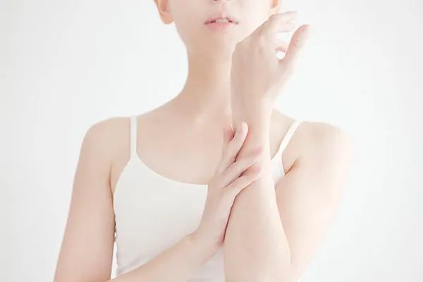 身體乳爽滑的秘密，研發工程師必看